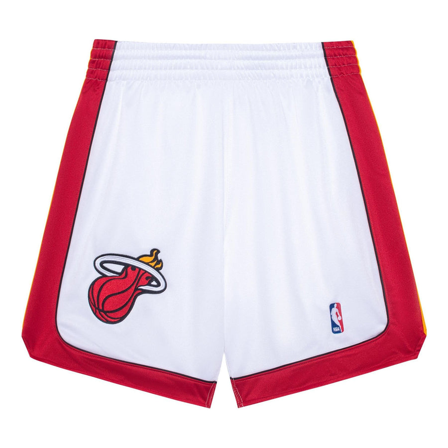 Спортивные шорты Mitchell & Ness x NBA Miami Heat 2005-06 Shorts 'White Red', белый
Спортивные шорты Mitchell & Ness x NBA Miami Heat 2005-06 Shorts 'White Red', белый