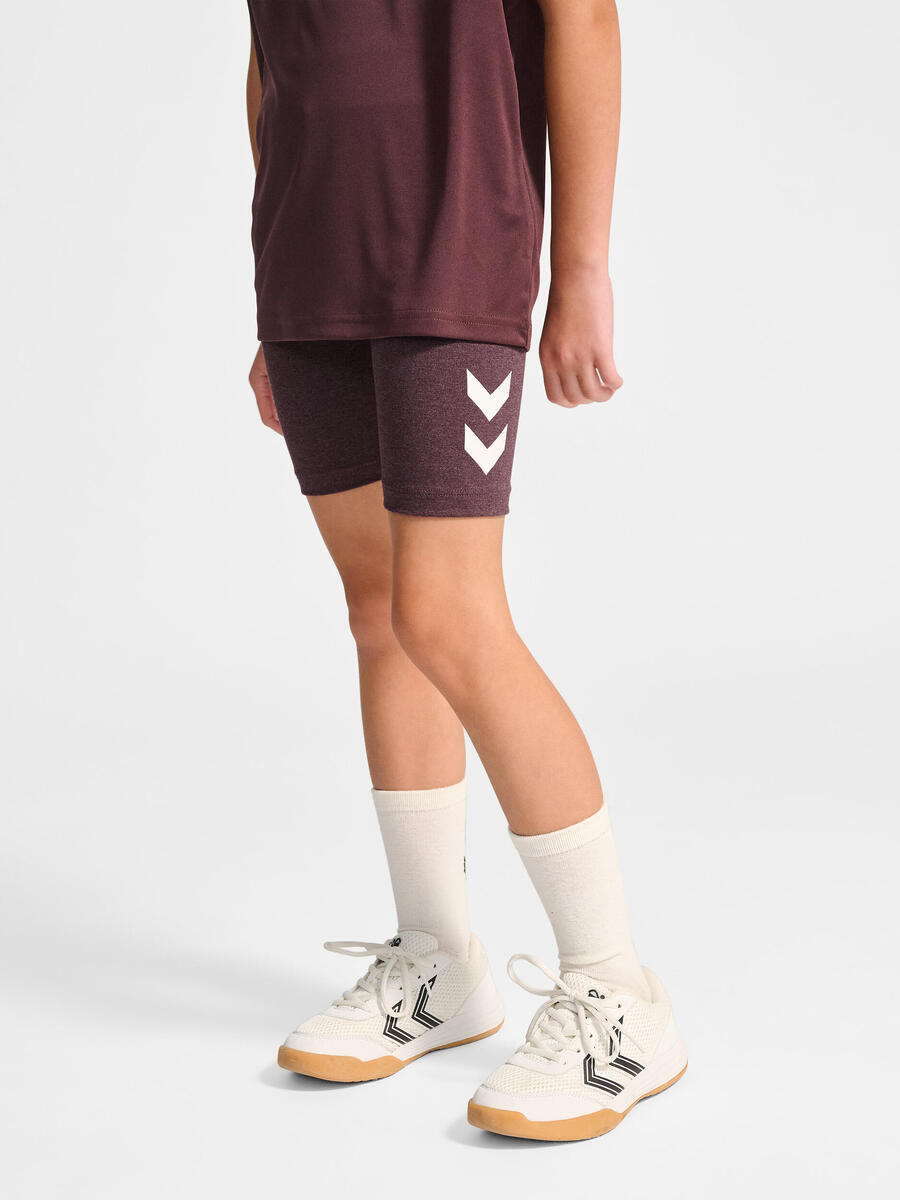 Шорты Hmljr Logo Multisport Girls HUMMEL
Шорты Hmljr Logo Multisport Girls HUMMEL