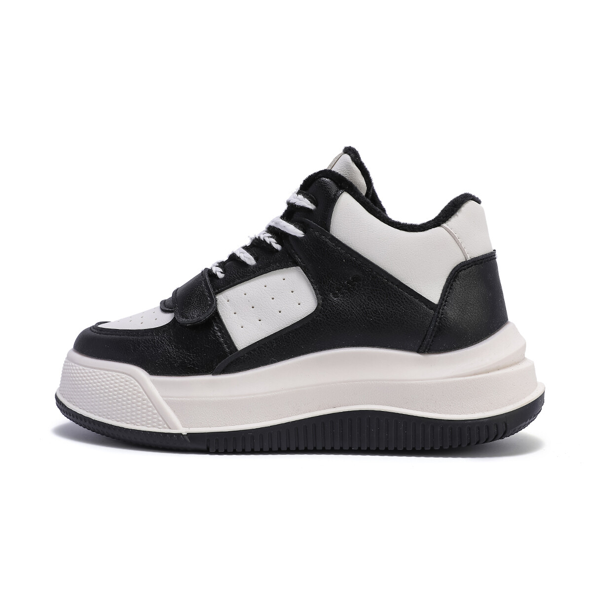 Кеды, скейтборд обувь женская средняя высота черный Paul Frank
Кеды, скейтборд обувь женская средняя высота черный Paul Frank