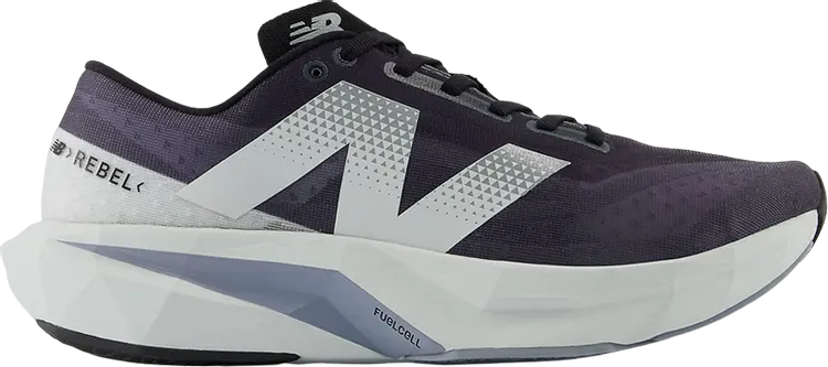 Кроссовки FuelCell Rebel v4 'Graphite Black', серый
Кроссовки FuelCell Rebel v4 'Graphite Black', серый