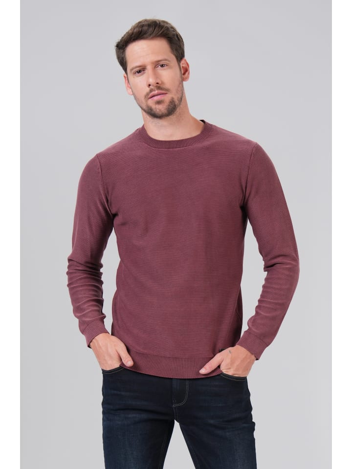 Мартин Пуловер Бургунди M.O.D
Мартин Пуловер Бургунди M.O.D