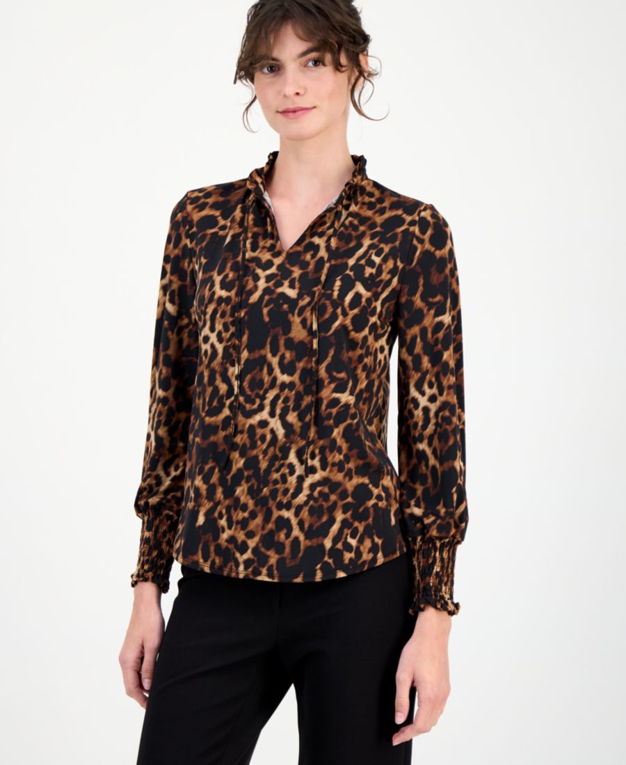 Укороченный топ с оборками на воротнике и присборенными манжетами Anne Klein, Anne Black Multi
Укороченный топ с оборками на воротнике и присборенными манжетами Anne Klein, Anne Black Multi