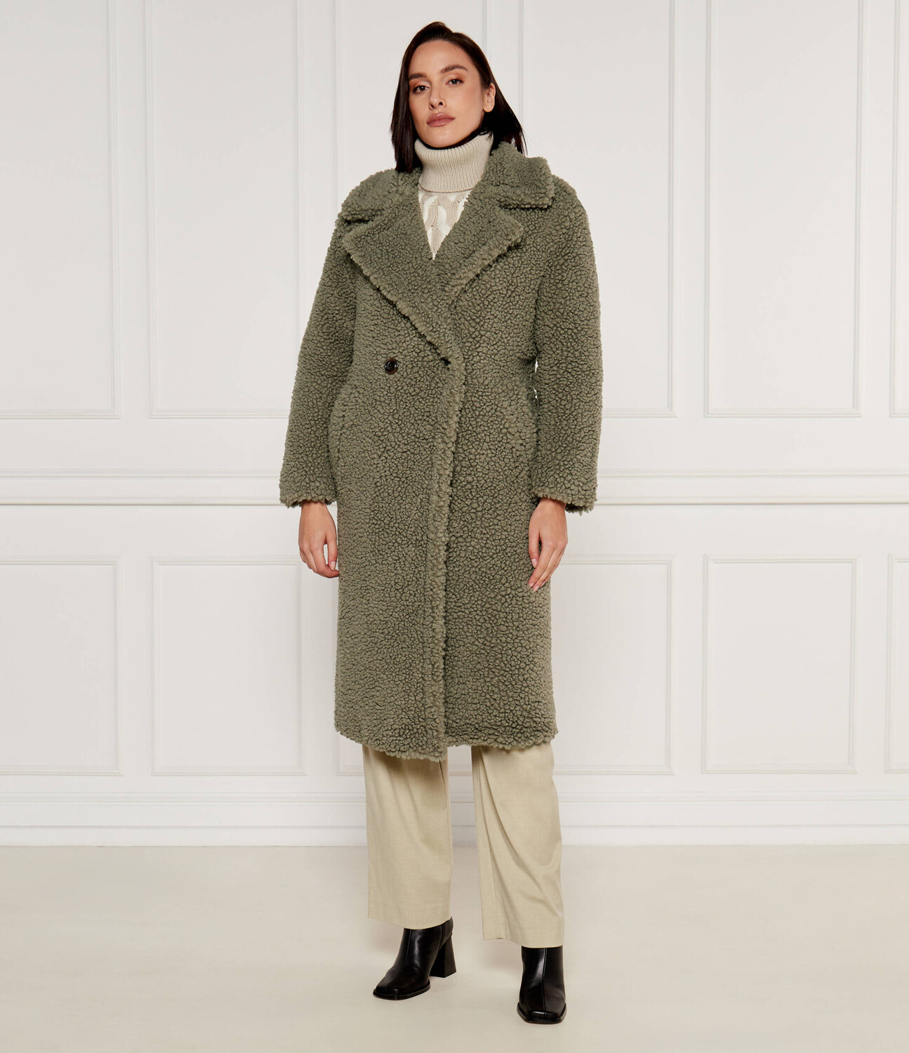 Пальто UGG GERTRUDE, зеленый
Пальто UGG GERTRUDE, зеленый