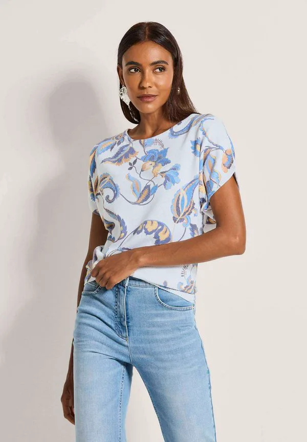 Футболка с принтом Madeleine, White Azure Blue Multicolour, Белый, Футболка с принтом Madeleine, White Azure Blue Multicolour
Футболка с принтом Madeleine, White Azure Blue Multicolour, Белый, Футболка с принтом Madeleine, White Azure Blue Multicolour