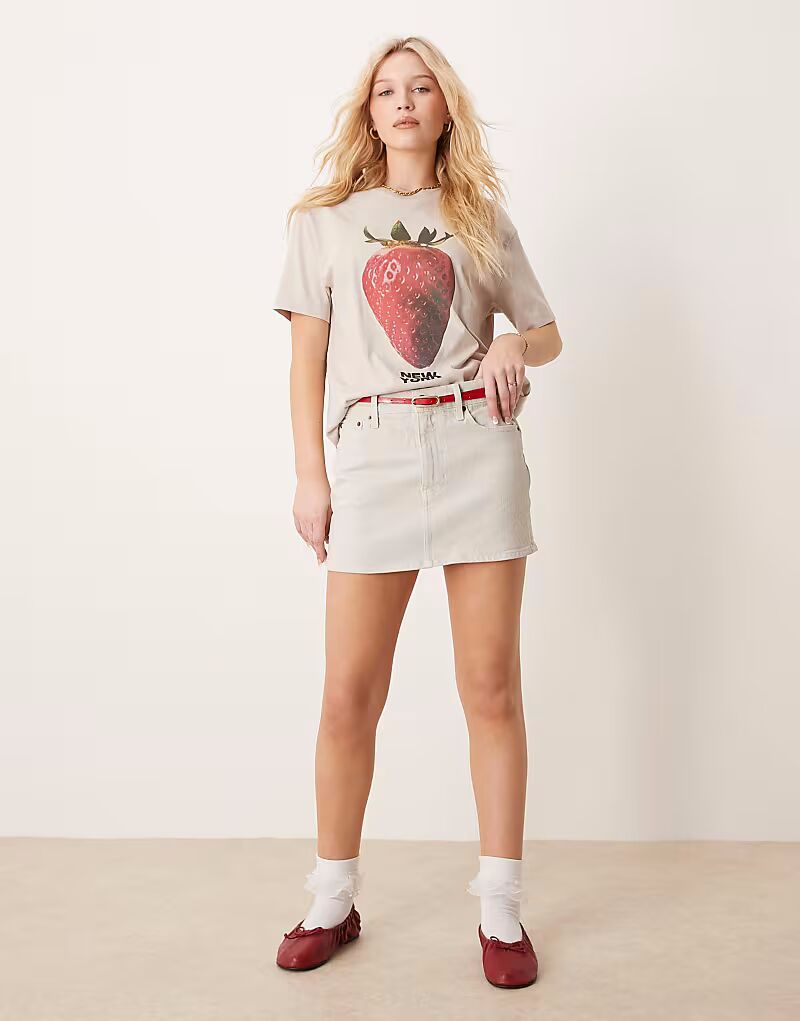 Джинсовая мини-юбка Abercrombie & Fitch светло-серого цвета
Джинсовая мини-юбка Abercrombie & Fitch светло-серого цвета