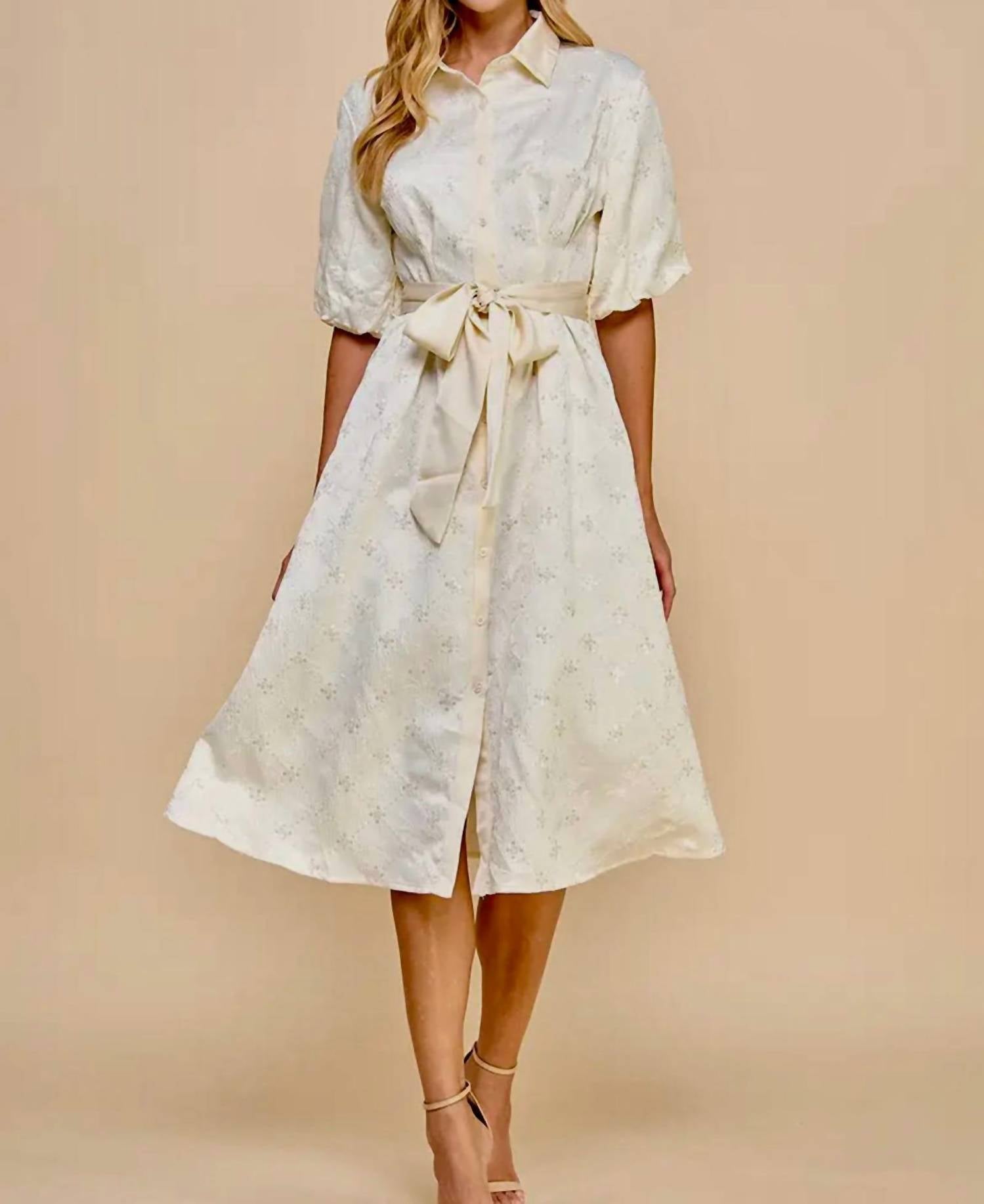 Платье с пайетками кремового цвета Tcec, кремовый
Платье с пайетками кремового цвета Tcec, кремовый