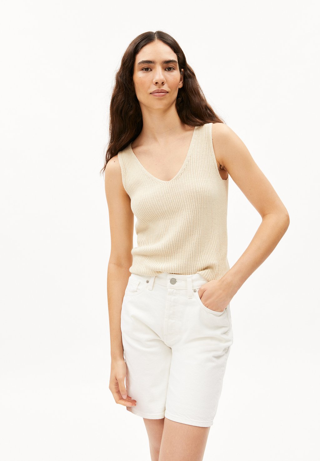 Топ CAARO LINO ARMEDANGELS, белый
Топ CAARO LINO ARMEDANGELS, белый