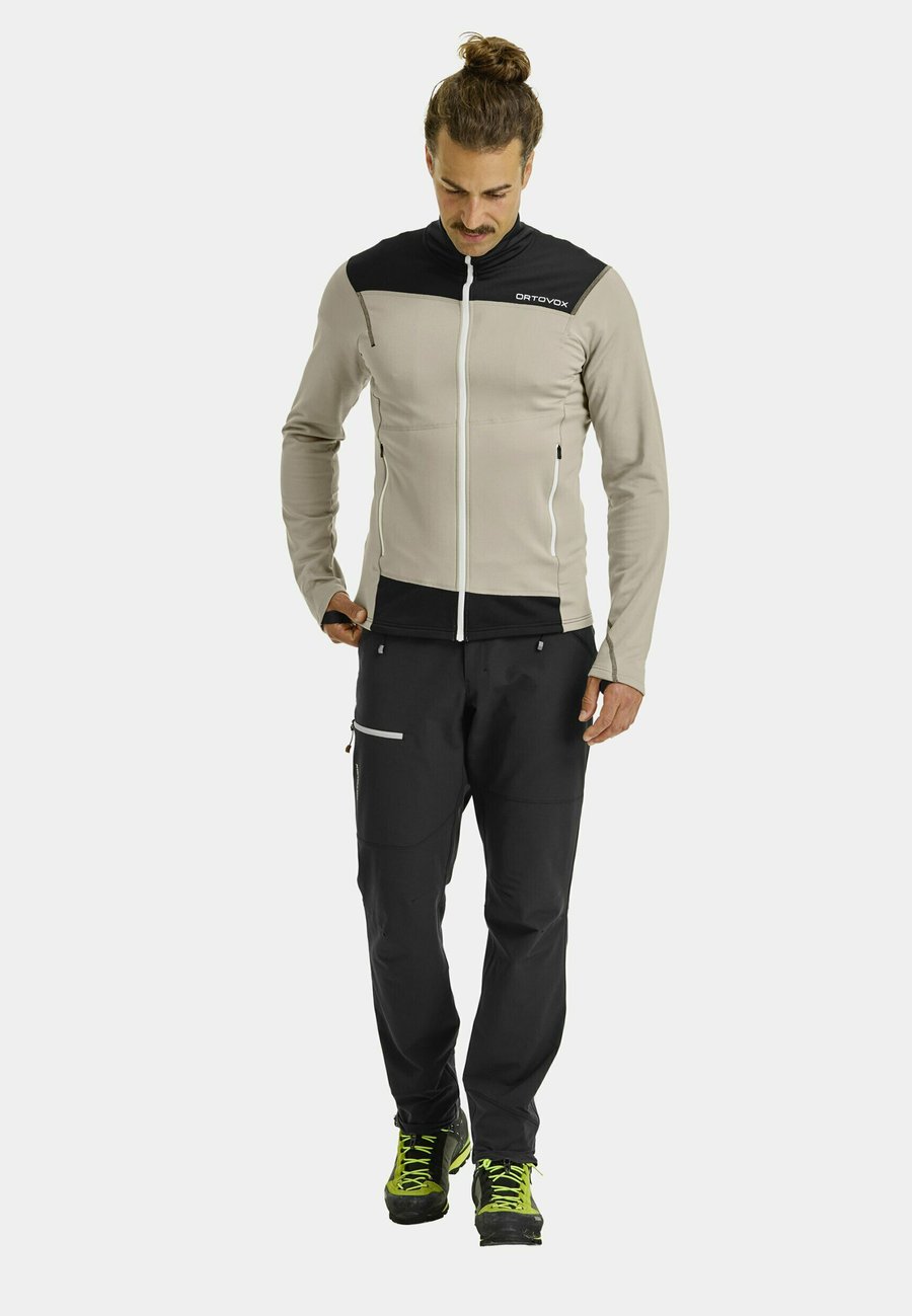 Флисовая куртка ORTOVOX FLEECE LIGHT, Grey Sand/Sand
Флисовая куртка ORTOVOX FLEECE LIGHT, Grey Sand/Sand
