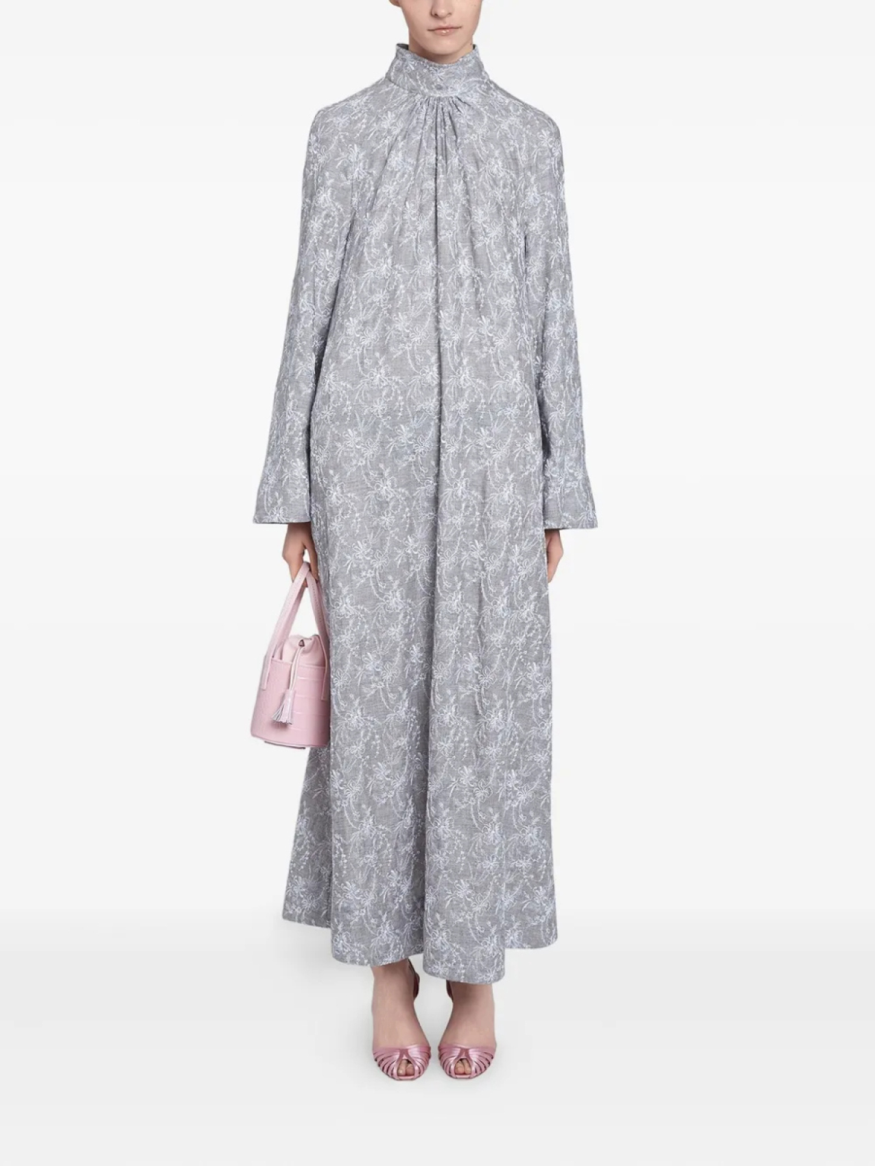 Вышитое платье Giambattista Valli с высоким воротом, серый
Вышитое платье Giambattista Valli с высоким воротом, серый