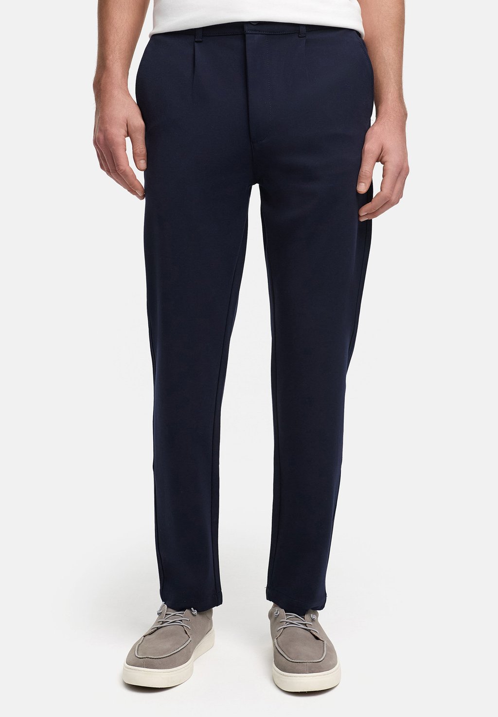 Чиносы CLUB Kronstadt, темно-синий
Чиносы CLUB Kronstadt, темно-синий