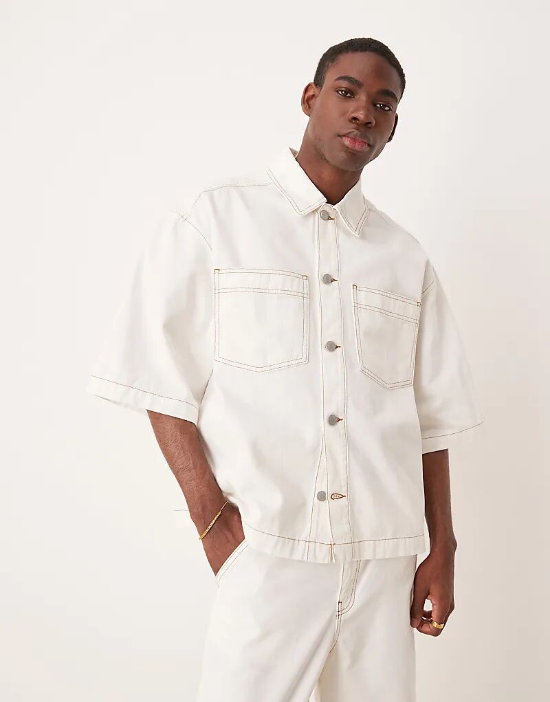 Рубашка свободного кроя из денима ASOS DESIGN цвета экрю с короткими рукавами и накладными карманами
Рубашка свободного кроя из денима ASOS DESIGN цвета экрю с короткими рукавами и накладными карманами