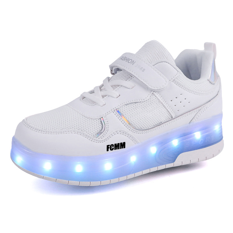 Дышащие низкие повседневные кроссовки для детей FCMM, белый/серебряный
Дышащие низкие повседневные кроссовки для детей FCMM, белый/серебряный