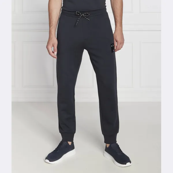 Спортивные брюки стандартного кроя Armani Exchange, синий
Спортивные брюки стандартного кроя Armani Exchange, синий