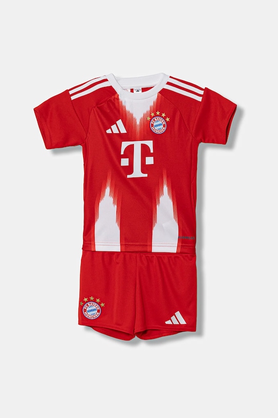 Детский комплект FC Bayern Munich Adidas Performance, красный
Детский комплект FC Bayern Munich Adidas Performance, красный