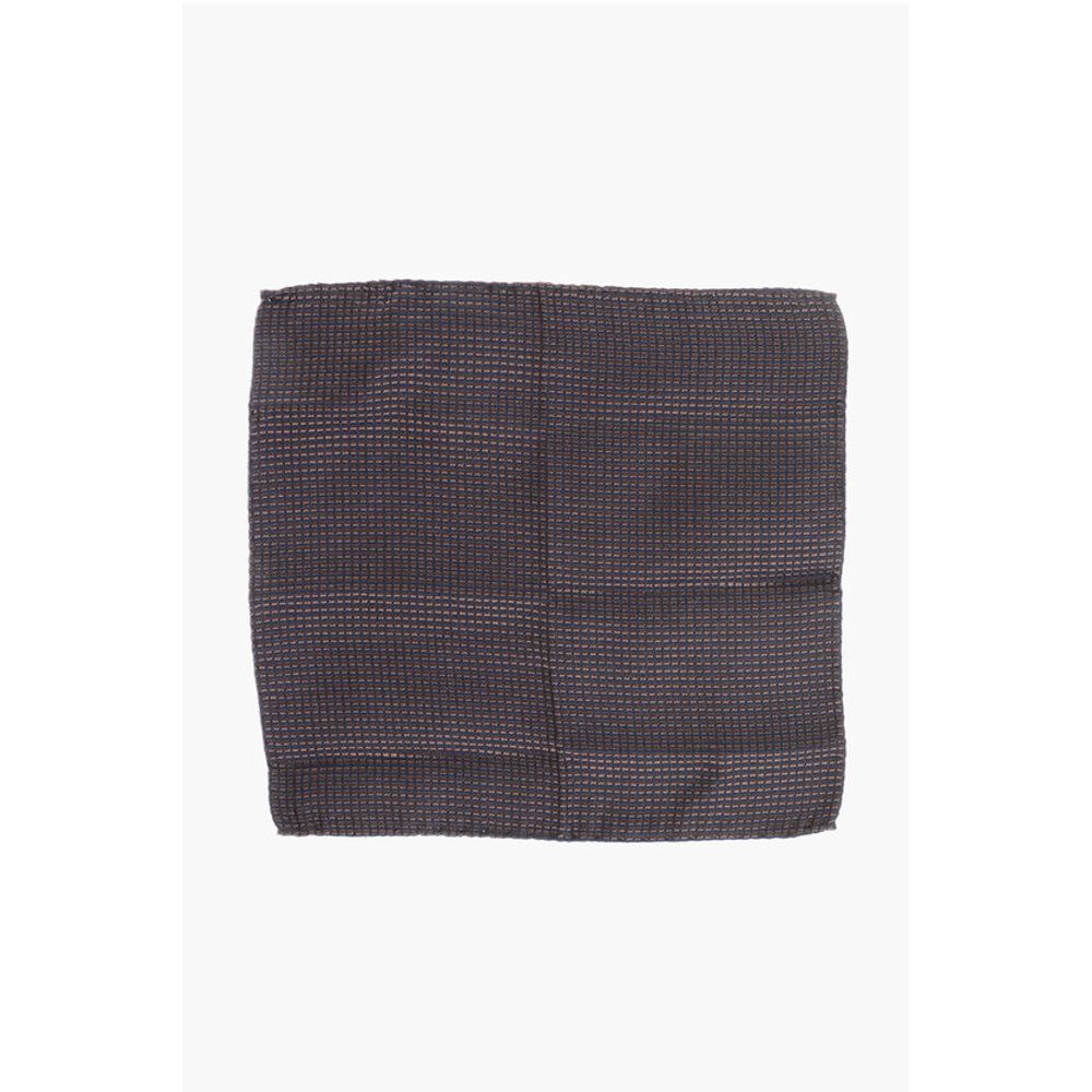 Шелковый карманный платок с геометрическим мотивом Dsquared2, двухцветный
Шелковый карманный платок с геометрическим мотивом Dsquared2, двухцветный