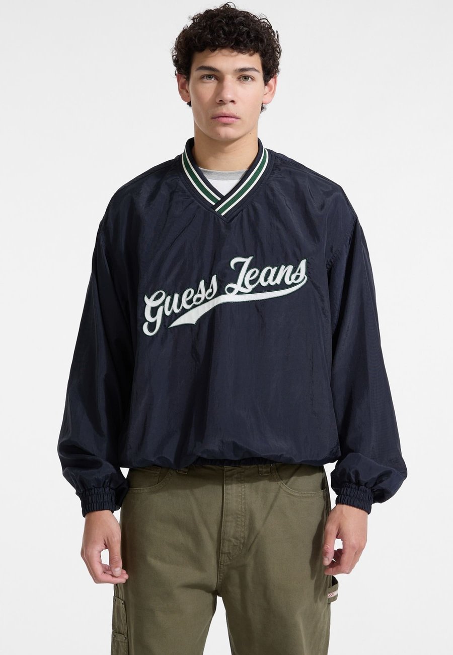 Толстовка Guess Jeans LOGO, Blau/Dark Blue
Толстовка Guess Jeans LOGO, Blau/Dark Blue