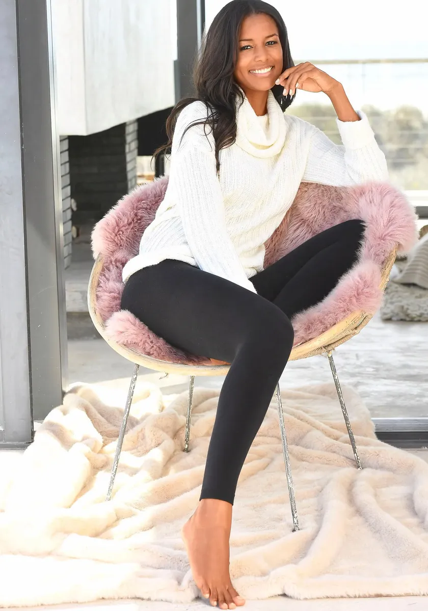 Термолеггинсы Apollo с пушистым начесом внутри, черный
Термолеггинсы Apollo с пушистым начесом внутри, черный