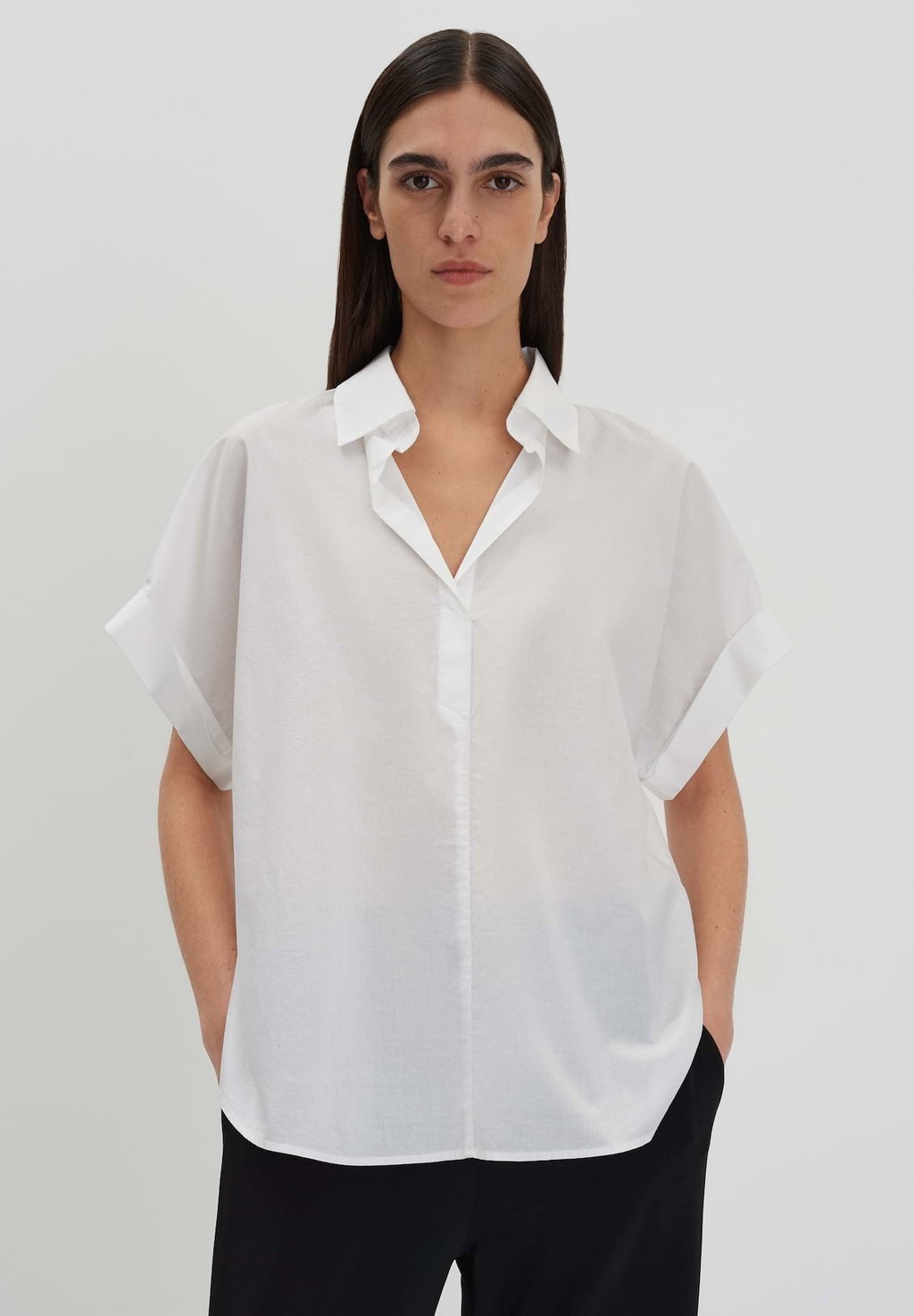 Туника LOOSE FIT someday., белый
Туника LOOSE FIT someday., белый