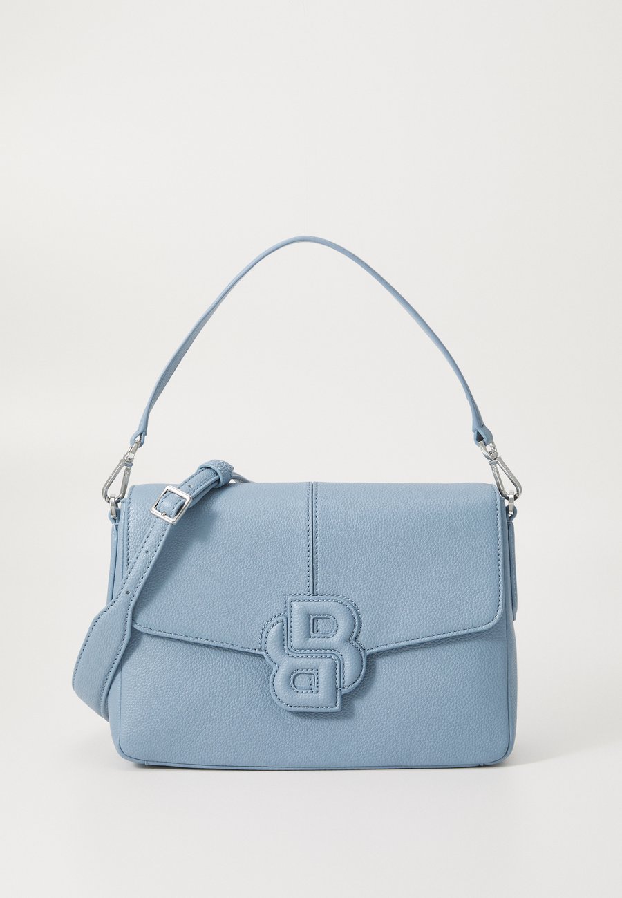 Сумка BOSS ANETT SADDLE, Light/Pastel Blue/Light Blue
Сумка BOSS ANETT SADDLE, Light/Pastel Blue/Light Blue