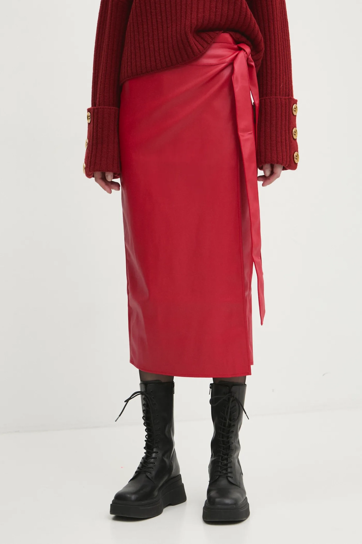 Юбка из веганской кожи из жаспра Never Fully Dressed, красный 
Юбка из веганской кожи из жаспра Never Fully Dressed, красный