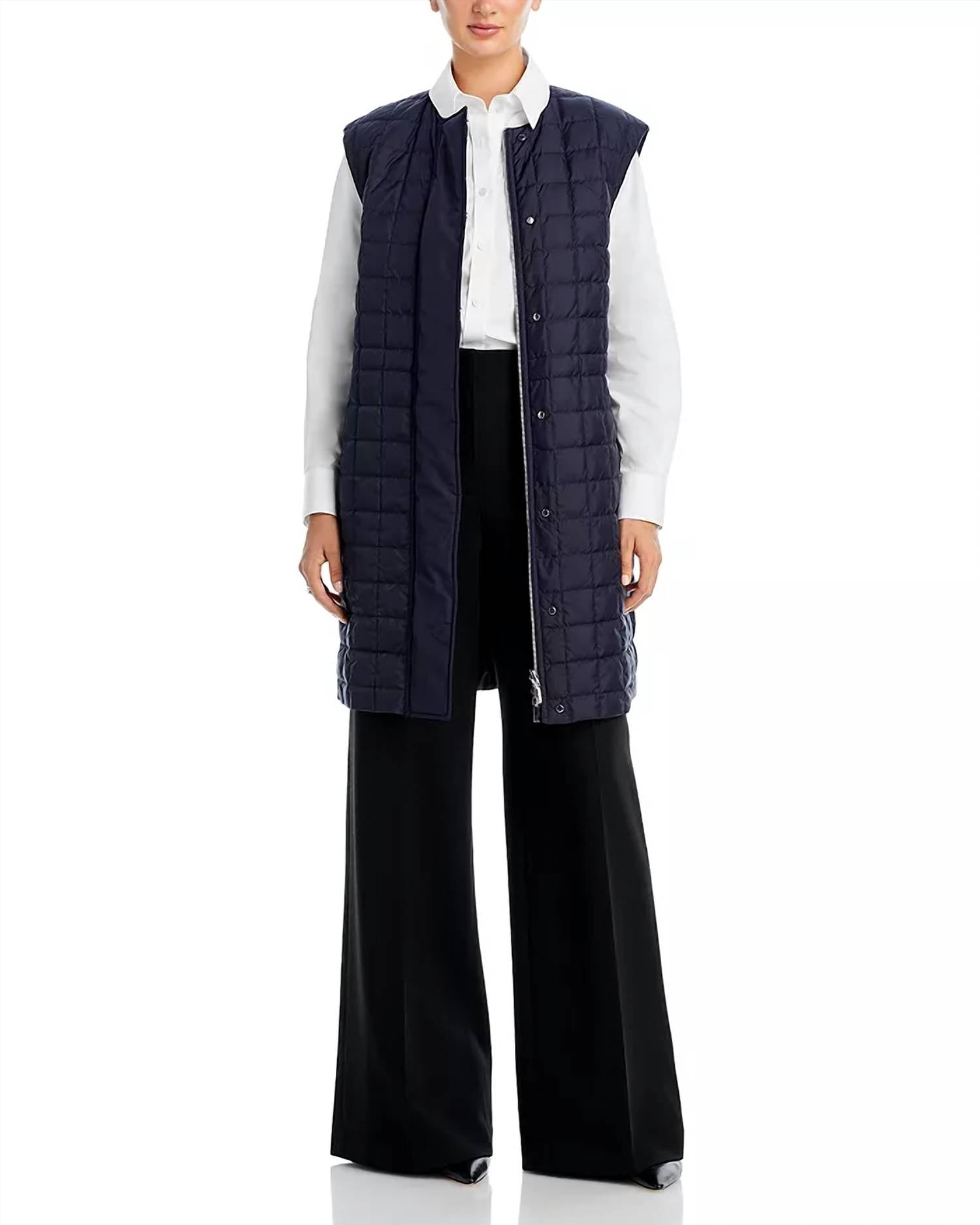 Двусторонний длинный стеганый жилет темно-синего цвета Lafayette 148
Двусторонний длинный стеганый жилет темно-синего цвета Lafayette 148