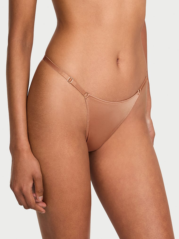 Гладкие регулируемые трусики-стринги Very Sexy, micro toffee
Гладкие регулируемые трусики-стринги Very Sexy, micro toffee