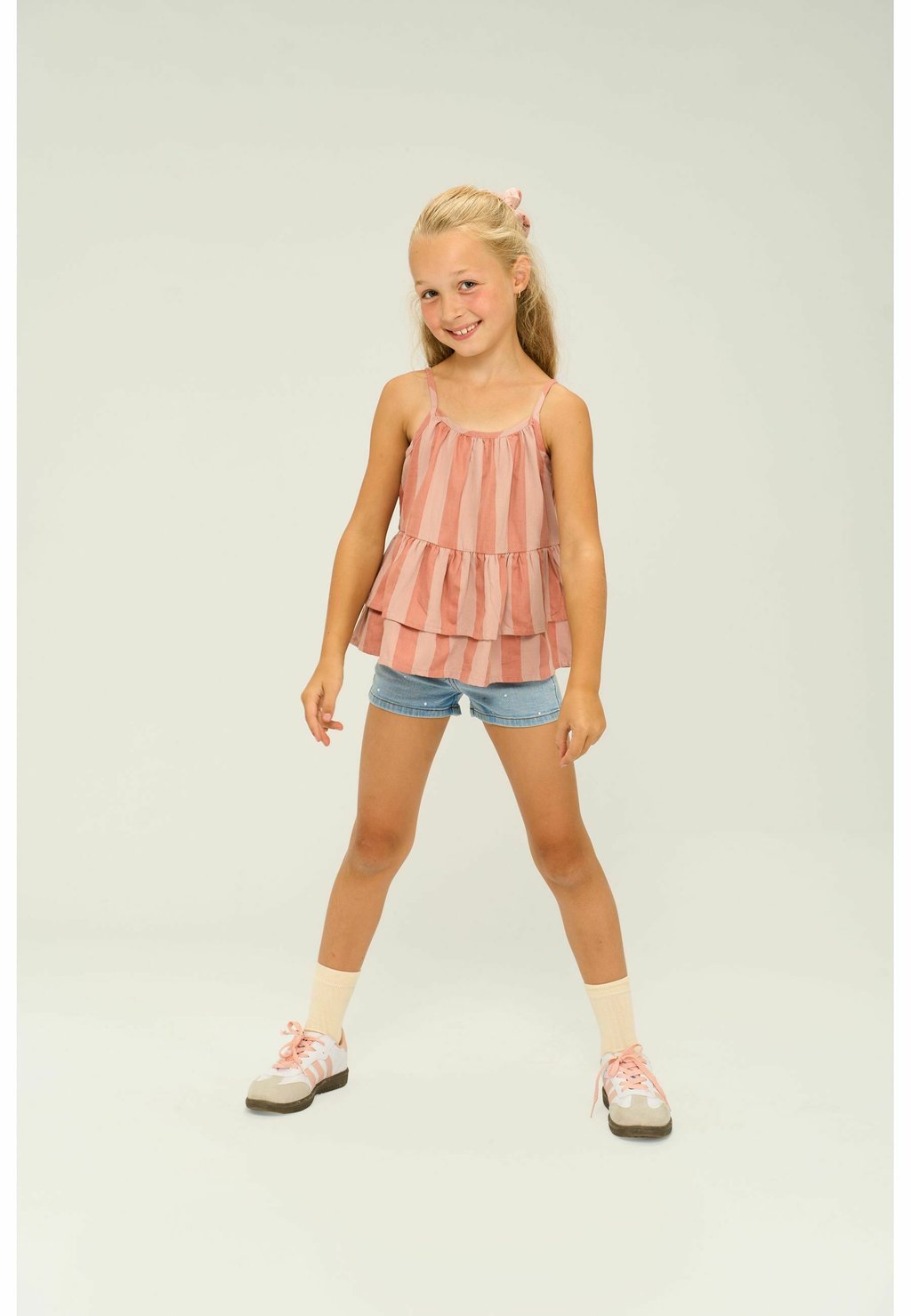 Джинсовые шорты ODA The New, цвет Light Blue Denim
Джинсовые шорты ODA The New, цвет Light Blue Denim