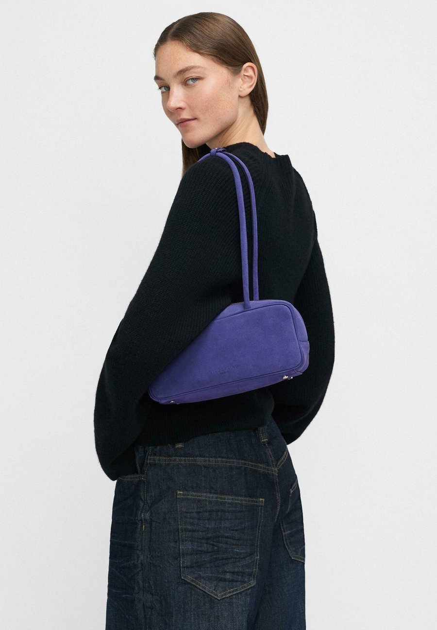 Сумка Liebeskind Berlin Handbag, Lila/Lilac
Сумка Liebeskind Berlin Handbag, Lila/Lilac