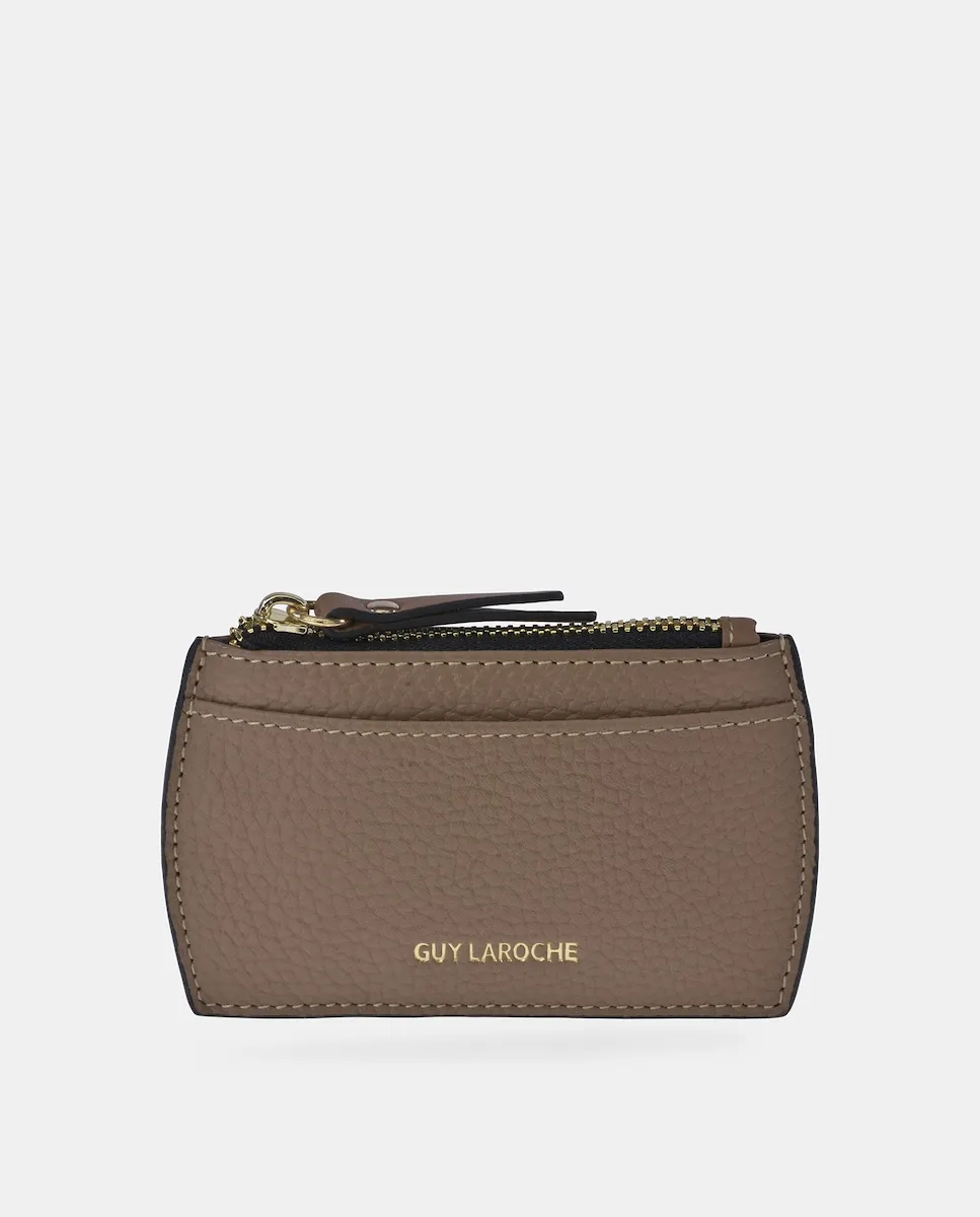 Женский кошелек с молнией из кожи флотер Guy Laroche, серо-коричневый
Женский кошелек с молнией из кожи флотер Guy Laroche, серо-коричневый