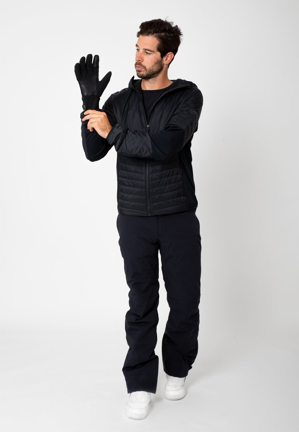 Перчатки Reusch, цвет black silver
Перчатки Reusch, цвет black silver