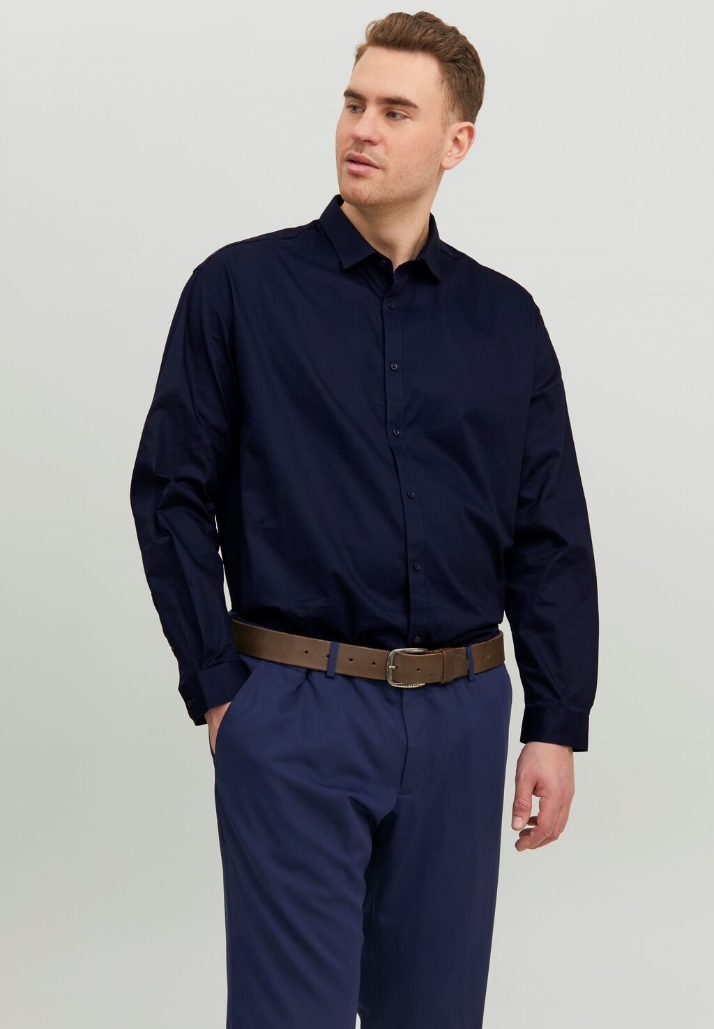 Рубашка JPRBLACARDIFF L/S PS NOOS Jack & Jones, темно-синий пиджак
Рубашка JPRBLACARDIFF L/S PS NOOS Jack & Jones, темно-синий пиджак