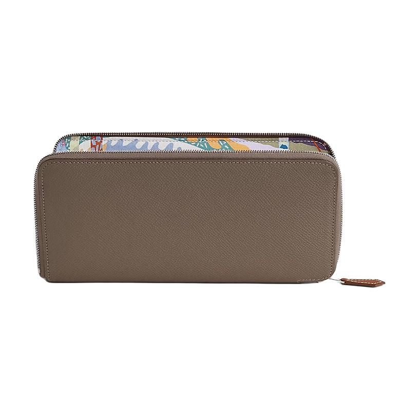 HERMES Шёлковый кошелёк Epsom и Barenia Calfskin для женщин в комплекте с шёлковым аксессуаром цвета зелёной лозы каштана и жужжащего зелёного 
HERMES Шёлковый кошелёк Epsom и Barenia Calfskin для женщин в комплекте с шёлковым аксессуаром цвета зелёной лозы каштана и жужжащего зелёного