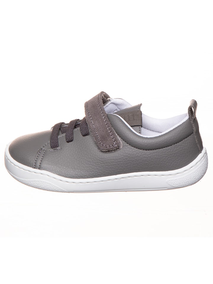 Кроссовки на шнуровке kmins, серый
Кроссовки на шнуровке kmins, серый