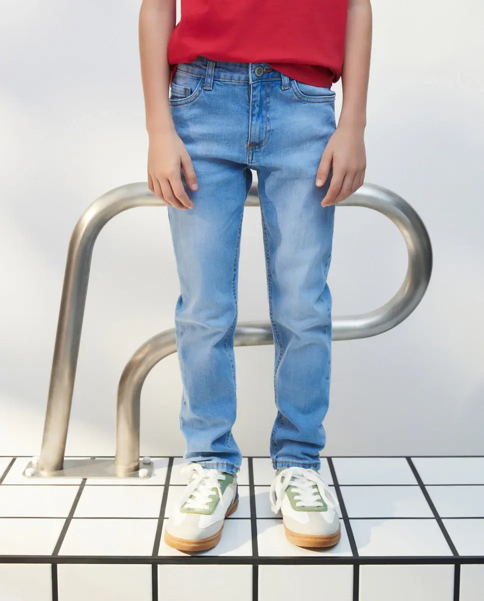 Узкие джинсы для мальчиков Kids El Corte Inglés, цвет 490 Petróleo
Узкие джинсы для мальчиков Kids El Corte Inglés, цвет 490 Petróleo