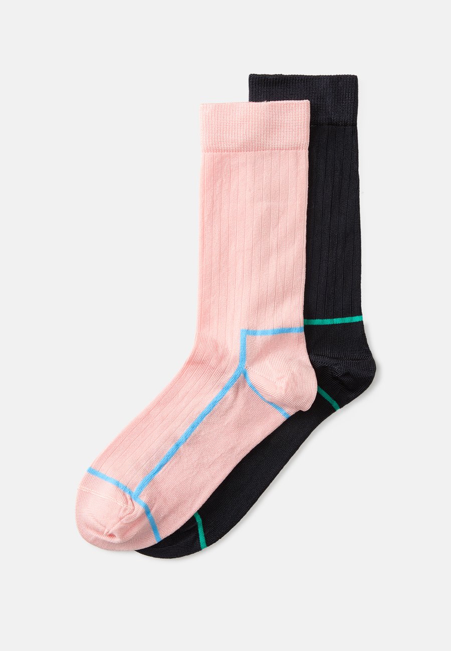 Носки Happy Socks CONTRAST UNISEX 2-PACK , Black/Light Pink/Black
Носки Happy Socks CONTRAST UNISEX 2-PACK , Black/Light Pink/Black