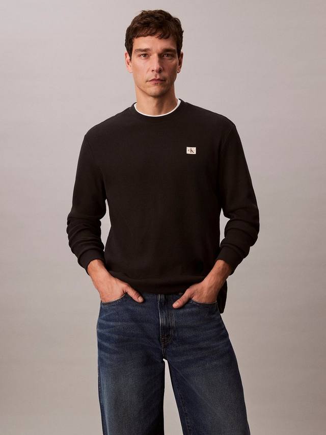 Топ с круглым вырезом и логотипом-значком Calvin Klein, Black
Топ с круглым вырезом и логотипом-значком Calvin Klein, Black