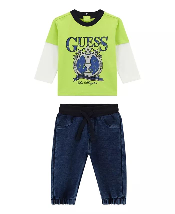 Комплект для мальчиков: рубашка с длинным рукавом и трикотажные джинсовые брюки (2 предмета) GUESS
Комплект для мальчиков: рубашка с длинным рукавом и трикотажные джинсовые брюки (2 предмета) GUESS