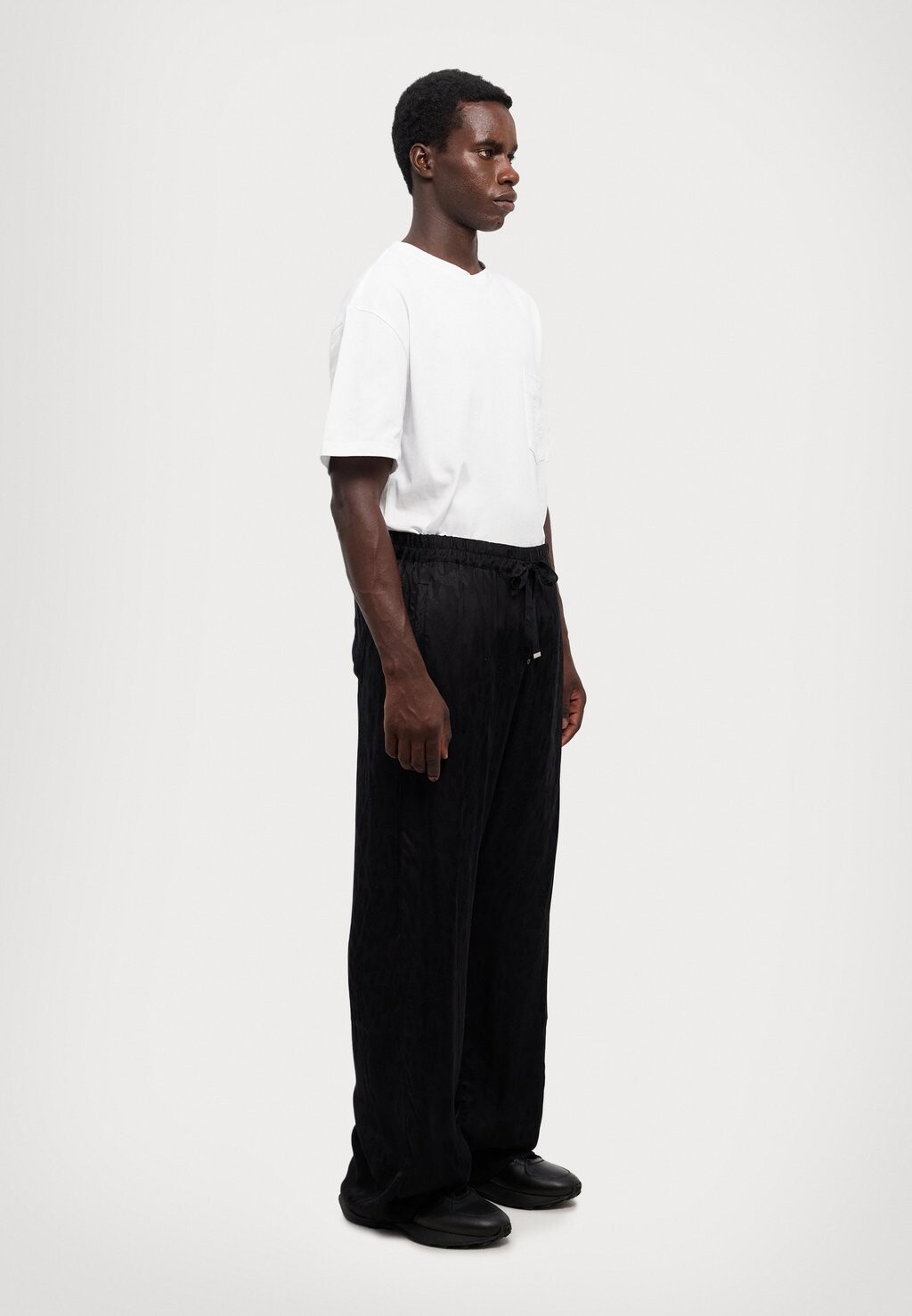Брюки ELASTICATED TROUSERS UNISEX Fiorucci, черный
Брюки ELASTICATED TROUSERS UNISEX Fiorucci, черный