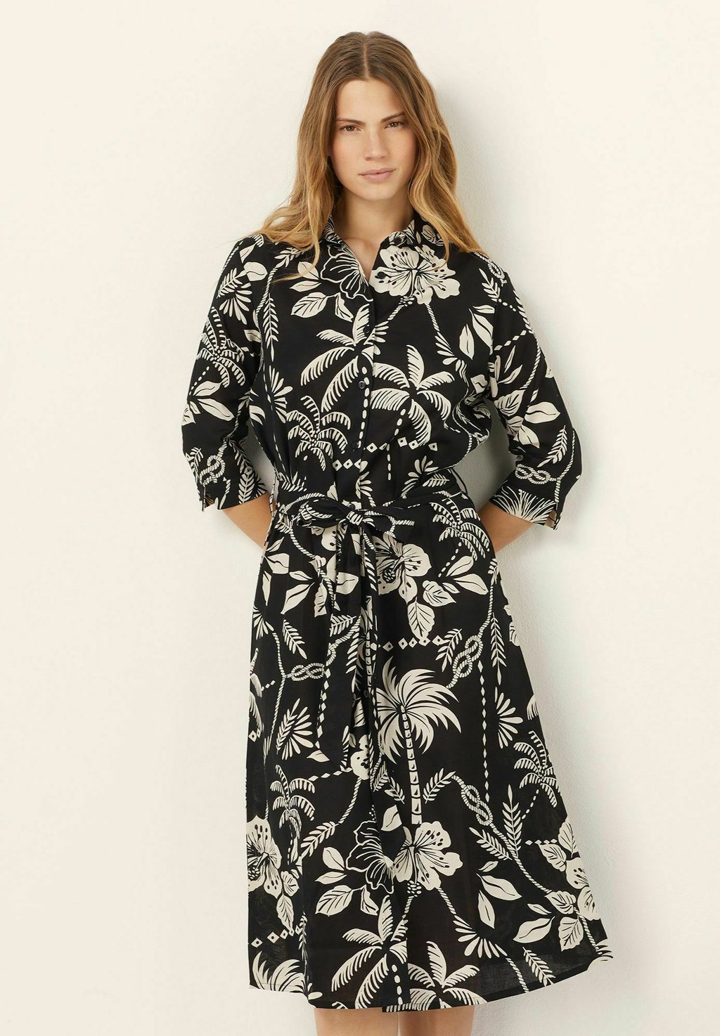 Платье-рубашка Yamamay, черный
Платье-рубашка Yamamay, черный