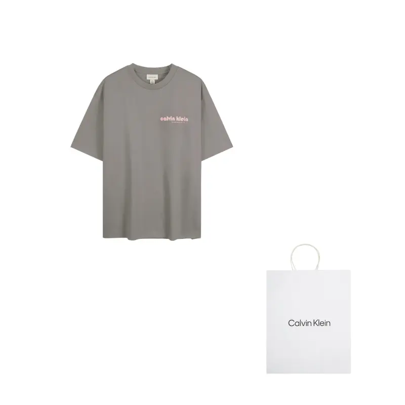 Футболка с коротким рукавом и принтом логотипа Jeans Calvin Klein, серый
Футболка с коротким рукавом и принтом логотипа Jeans Calvin Klein, серый