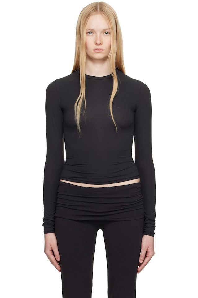 Футболка с длинным рукавом универсального размера Skims, цвет onyx
Футболка с длинным рукавом универсального размера Skims, цвет onyx