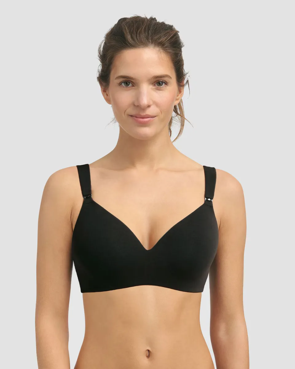 Бюстгальтер для кормления с формованными чашками без косточек Dim, черный
Бюстгальтер для кормления с формованными чашками без косточек Dim, черный