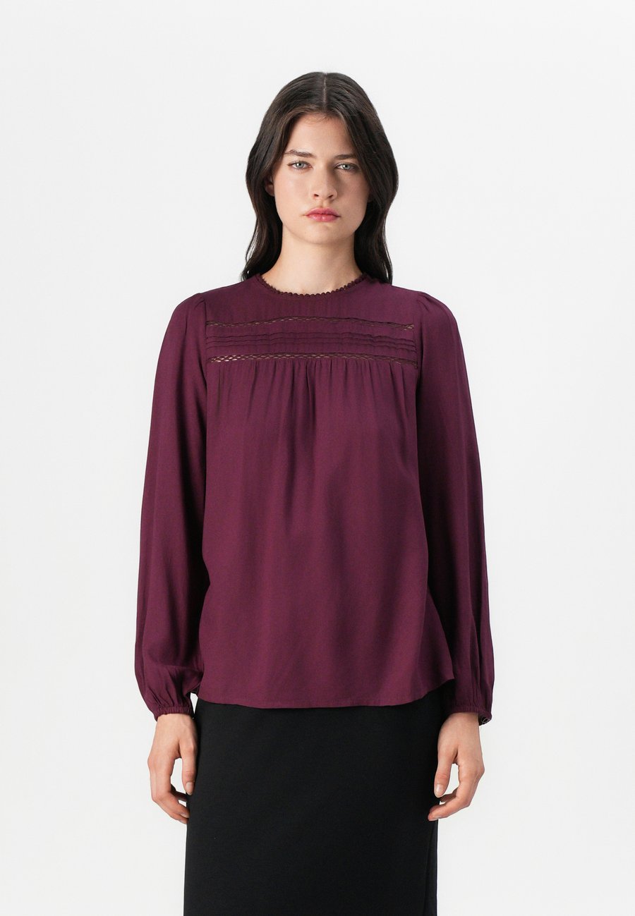 Блуза Vero Moda VMDEBBIE, Winetasting/Bordeaux
Блуза Vero Moda VMDEBBIE, Winetasting/Bordeaux