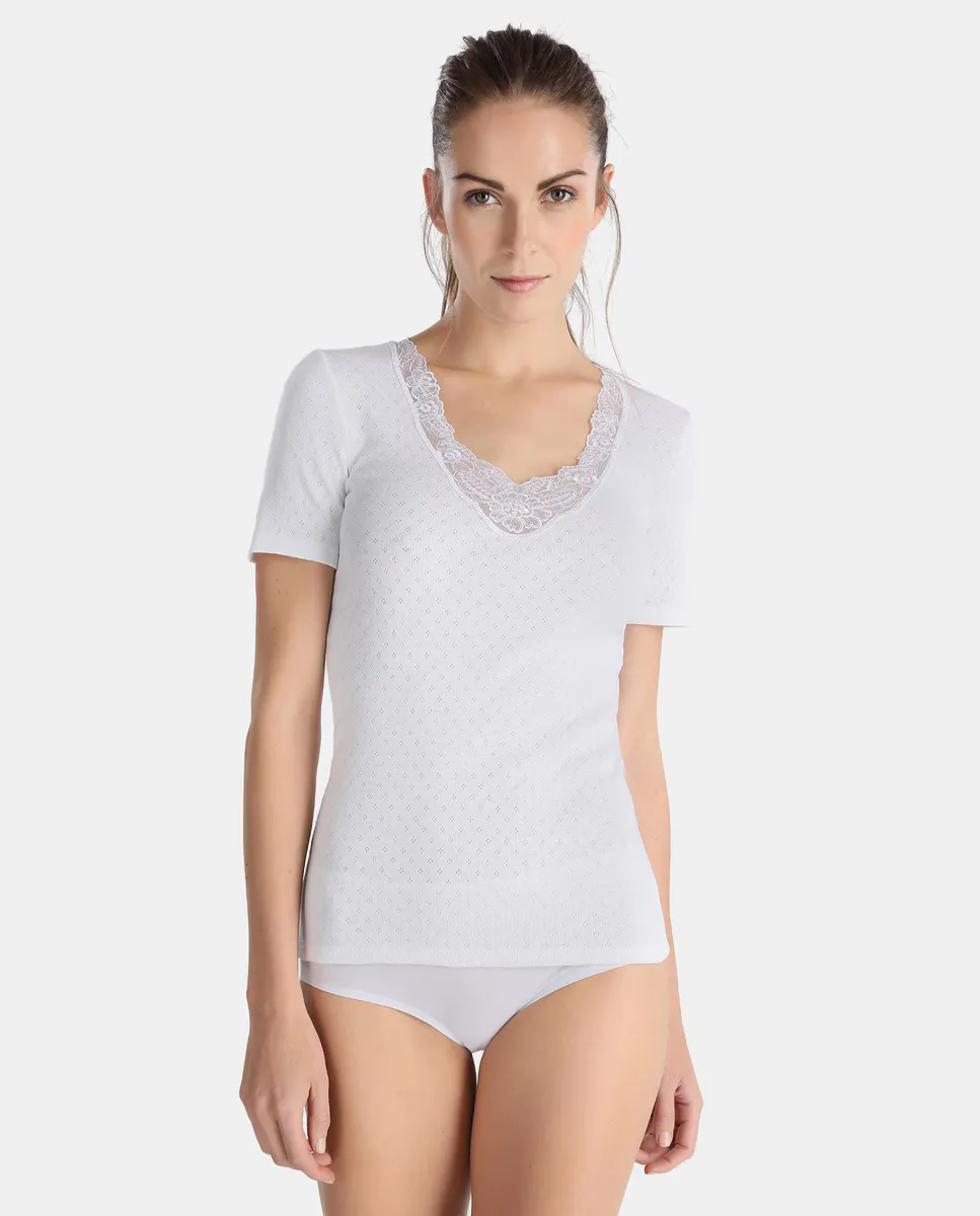 Женская термомайка Damart с вышивкой, белый
Женская термомайка Damart с вышивкой, белый