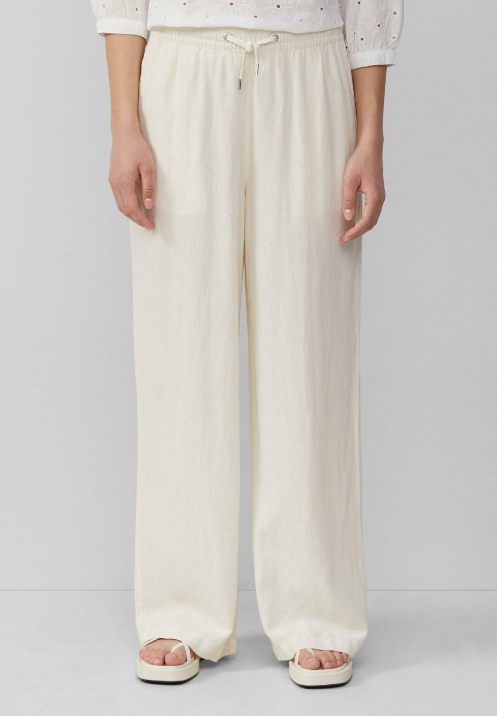 Брюки QS, кремовый 
Брюки QS, кремовый