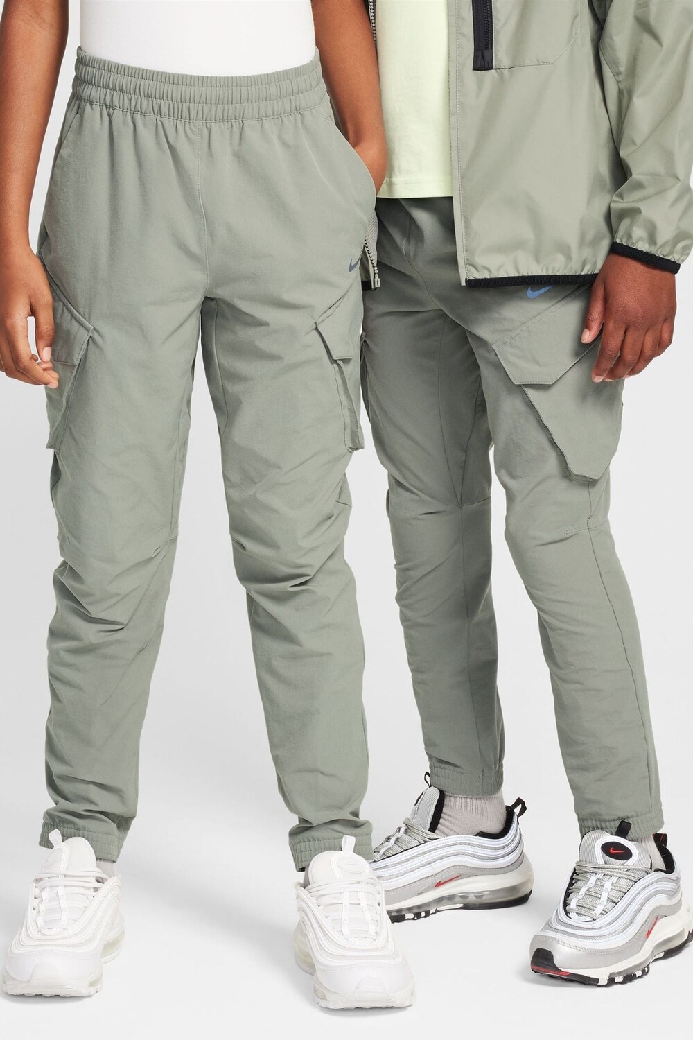 Джоггеры Nike, зеленый
Джоггеры Nike, зеленый