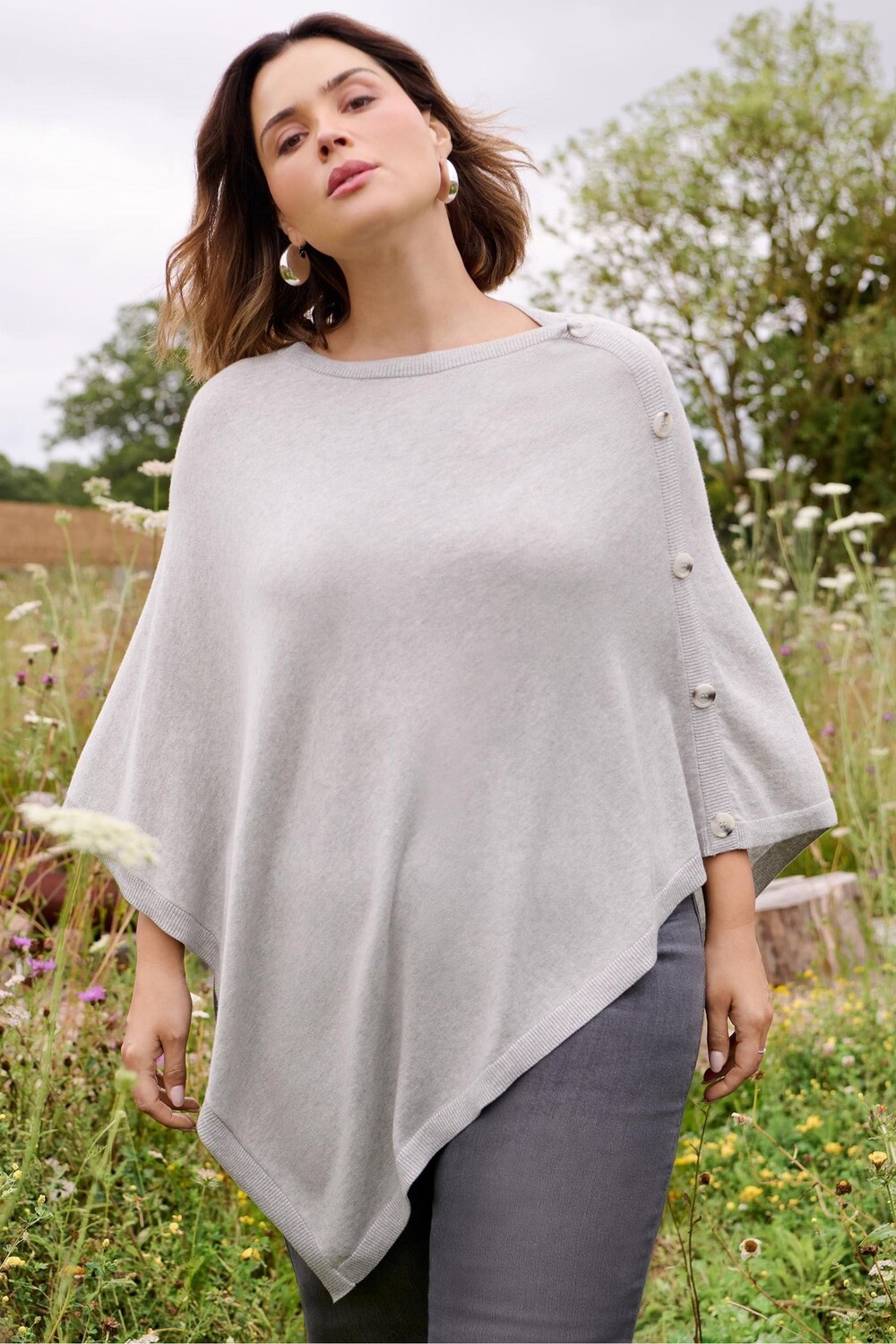 Пончо с пуговицами Live Unlimited, серый
Пончо с пуговицами Live Unlimited, серый