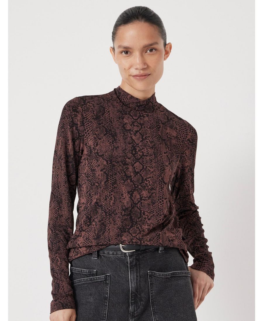 Женская блузка с длинными рукавами и принтом Hush, Snake print brown
Женская блузка с длинными рукавами и принтом Hush, Snake print brown