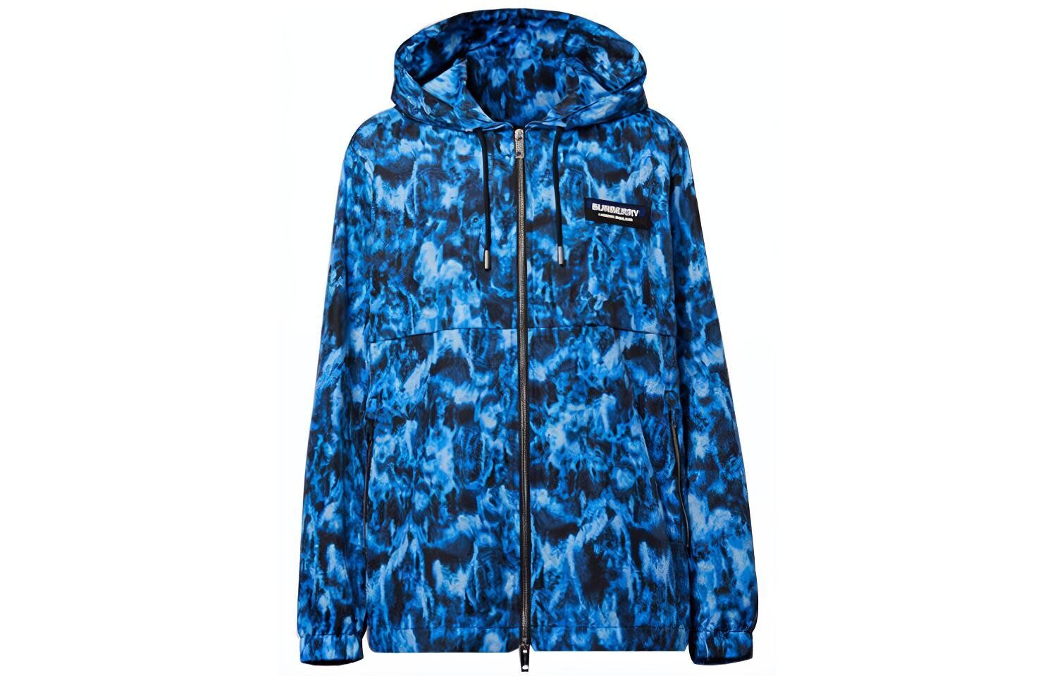 Мужская куртка с капюшоном и застежкой-молнией и логотипом Letter, темно-синего цвета Burberry, синий
Мужская куртка с капюшоном и застежкой-молнией и логотипом Letter, темно-синего цвета Burberry, синий