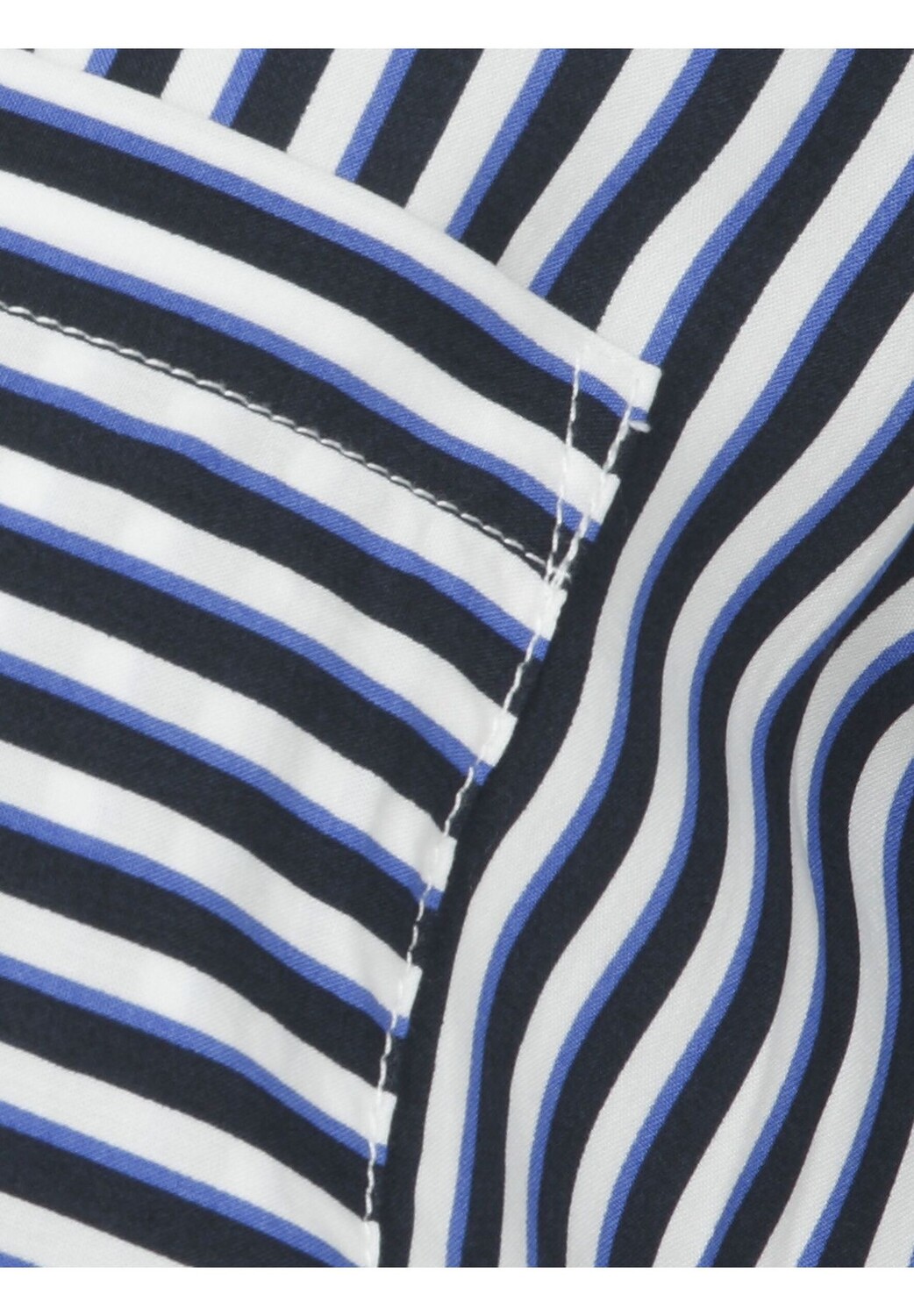 Блузка frapp, цвет Navy Multicolor
Блузка frapp, цвет Navy Multicolor